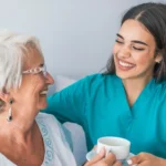 L’auxiliaire de vie renforcée par Thanna: sécurité et sérénité 24h/24